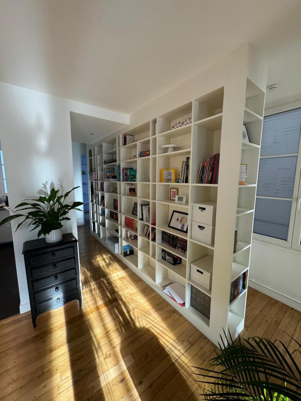 Beautiful Family - Canal Saint Martin Apartment *