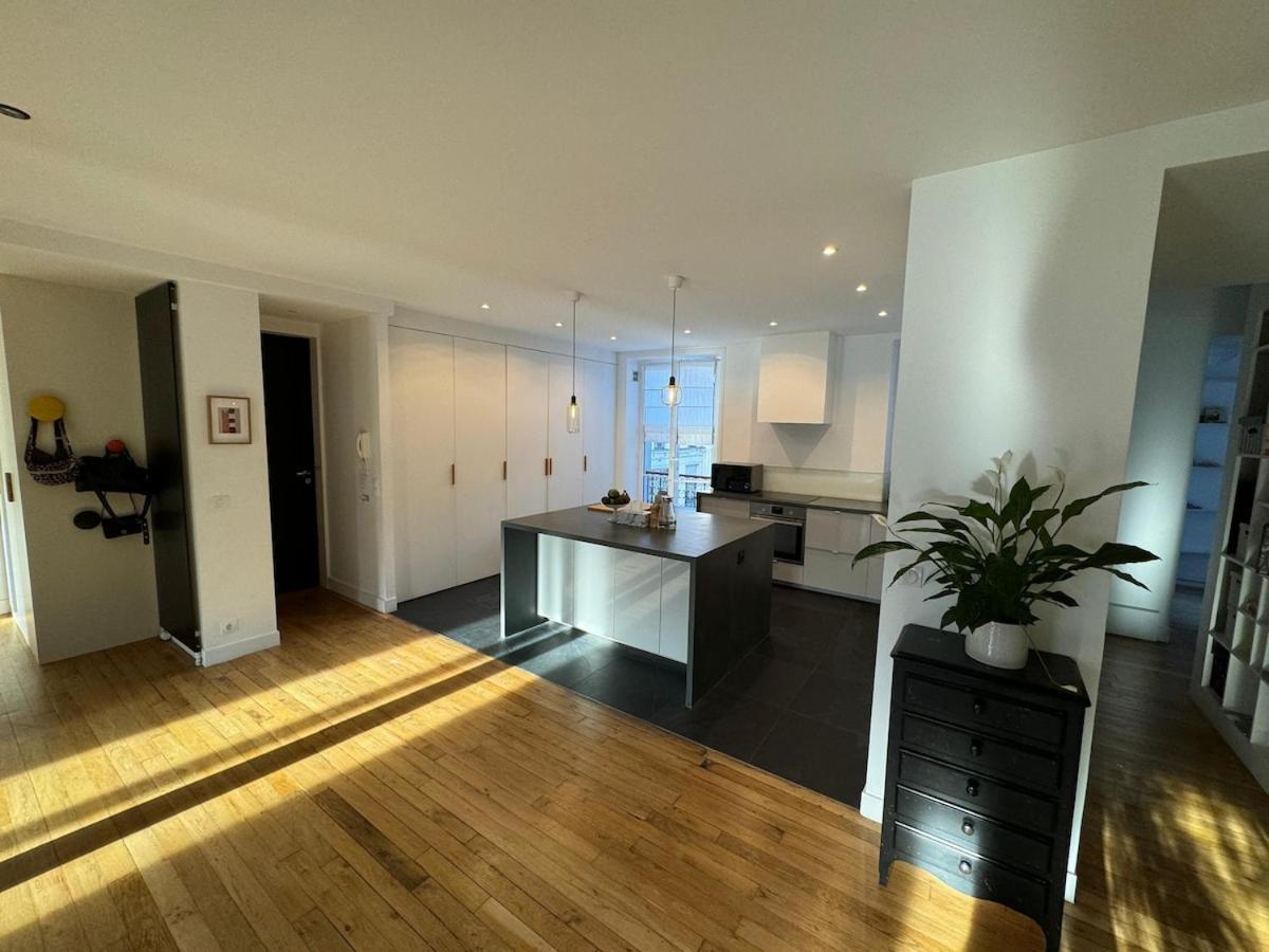 Beautiful Family - Canal Saint Martin Apartment *